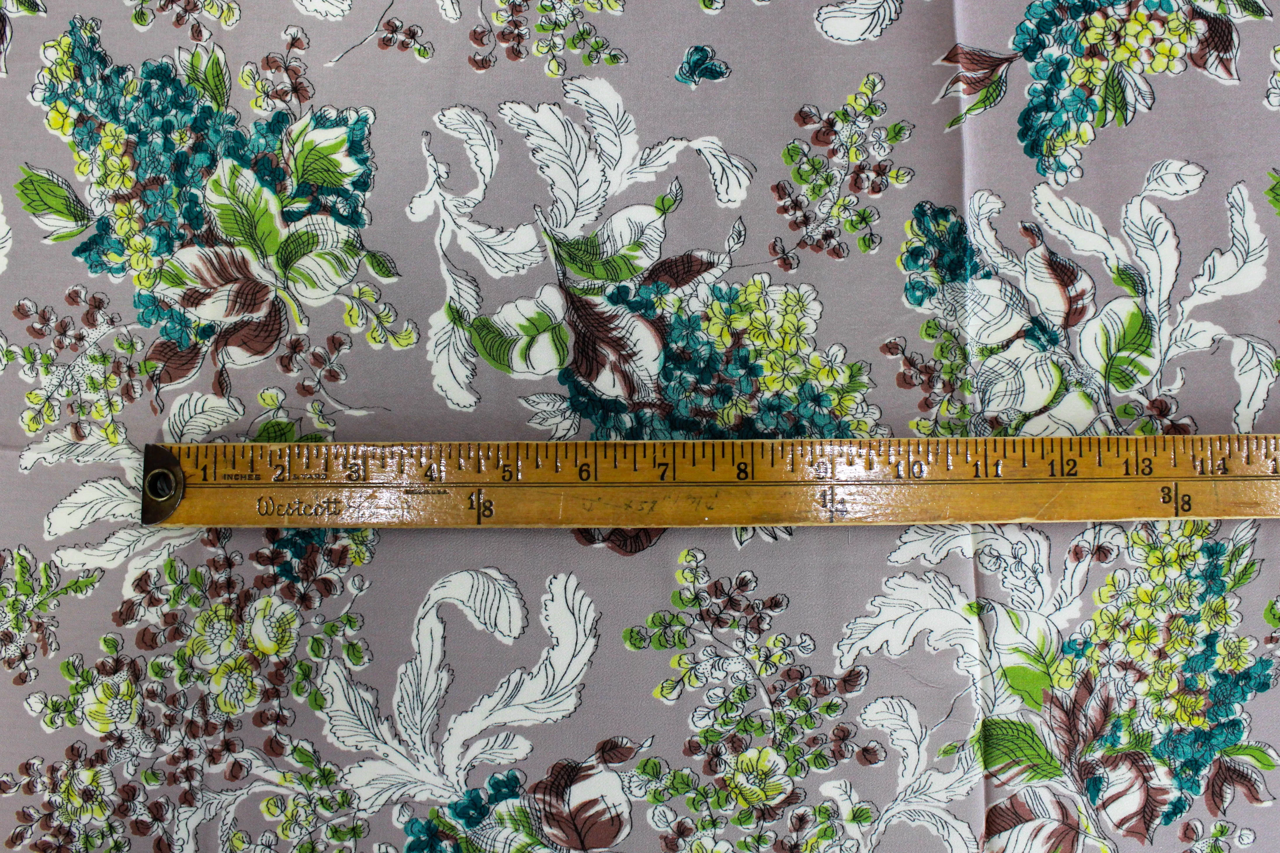 1940s Rayon Floral Print, 3.6 Yards, Soft Floral Print Vintage Sewing Fabric Dressmaking