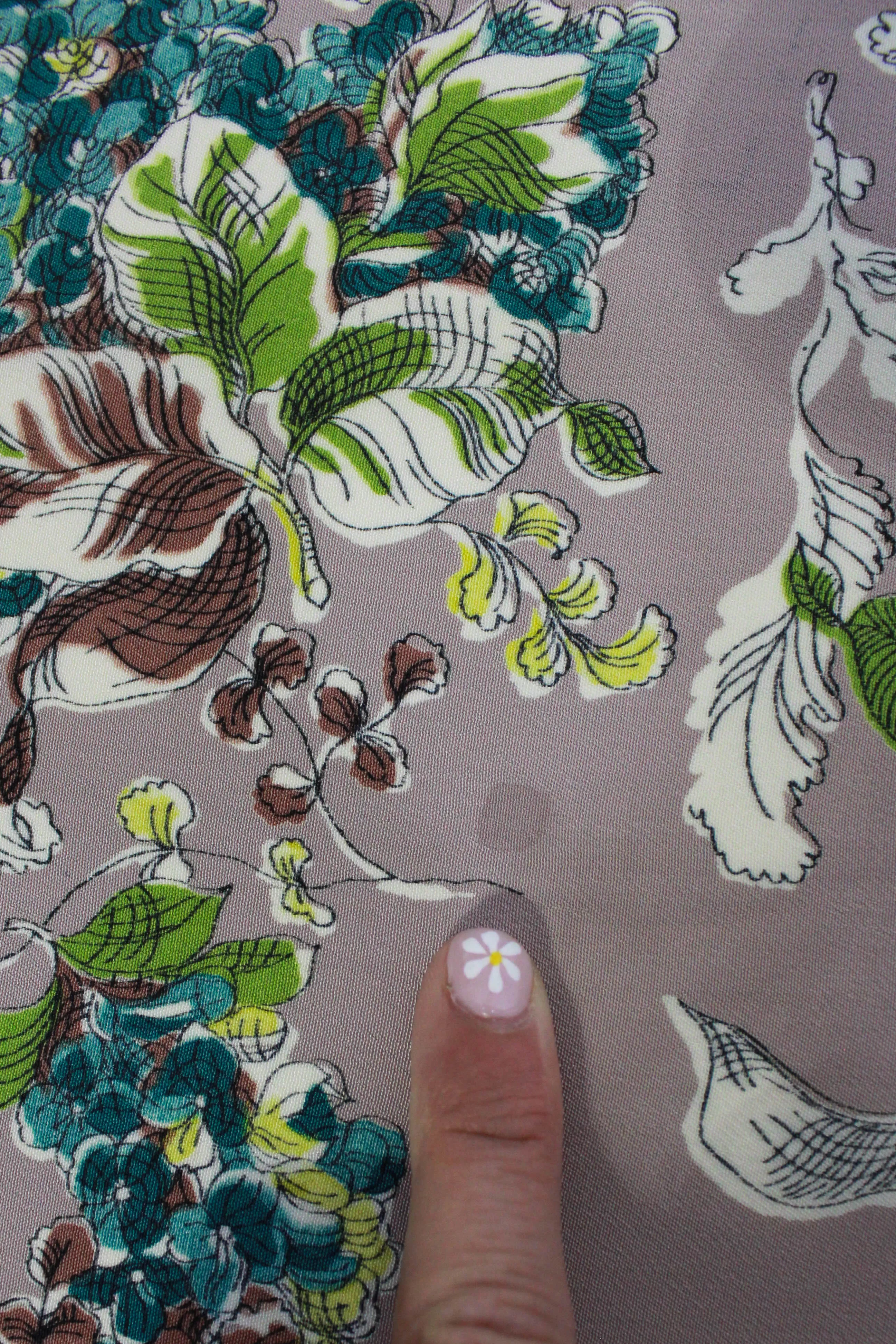 1940s Rayon Floral Print, 3.6 Yards, Soft Floral Print Vintage Sewing Fabric Dressmaking