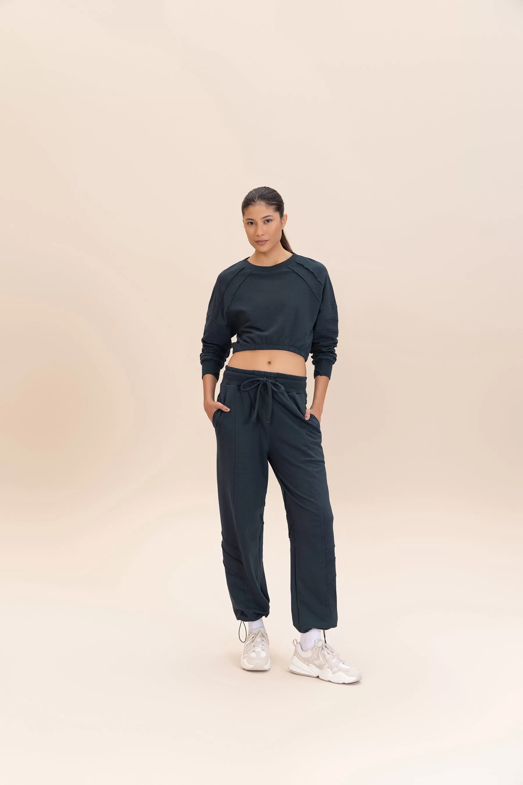 Cropped Cut Jog Sweatshirt