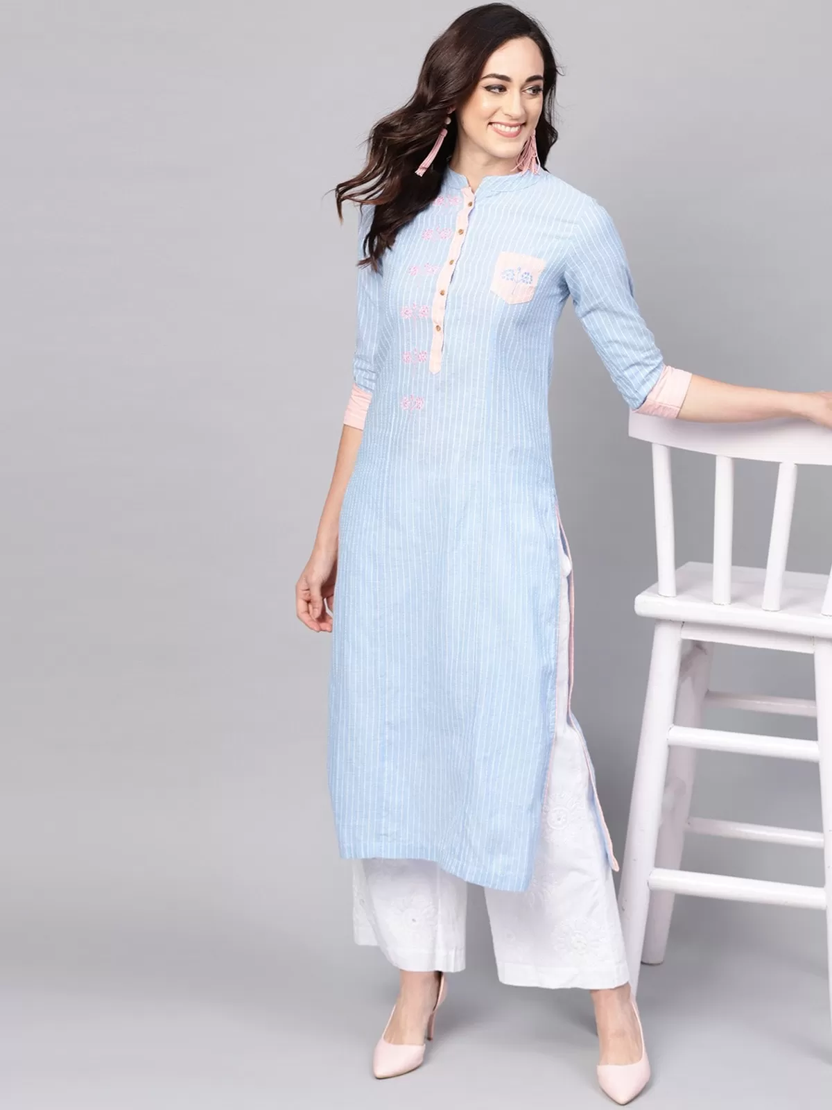 Handloom Panelled Embroidered Straight Kurta