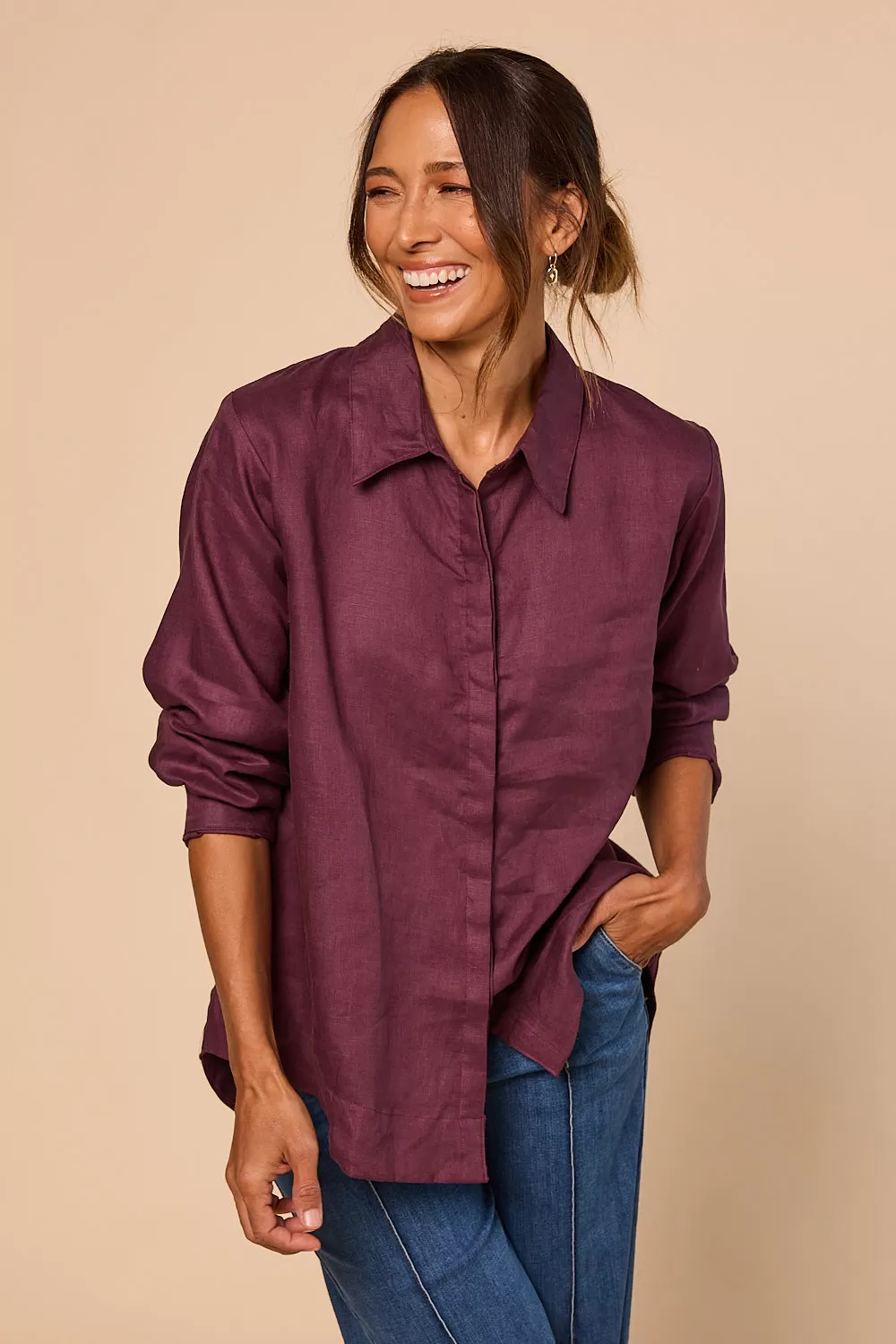 Oversized Linen Boyfriend Shirt in Plum