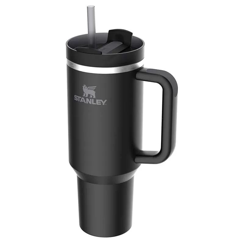 The 40oz Quencher H2.0 Flowstate Tumbler in Black