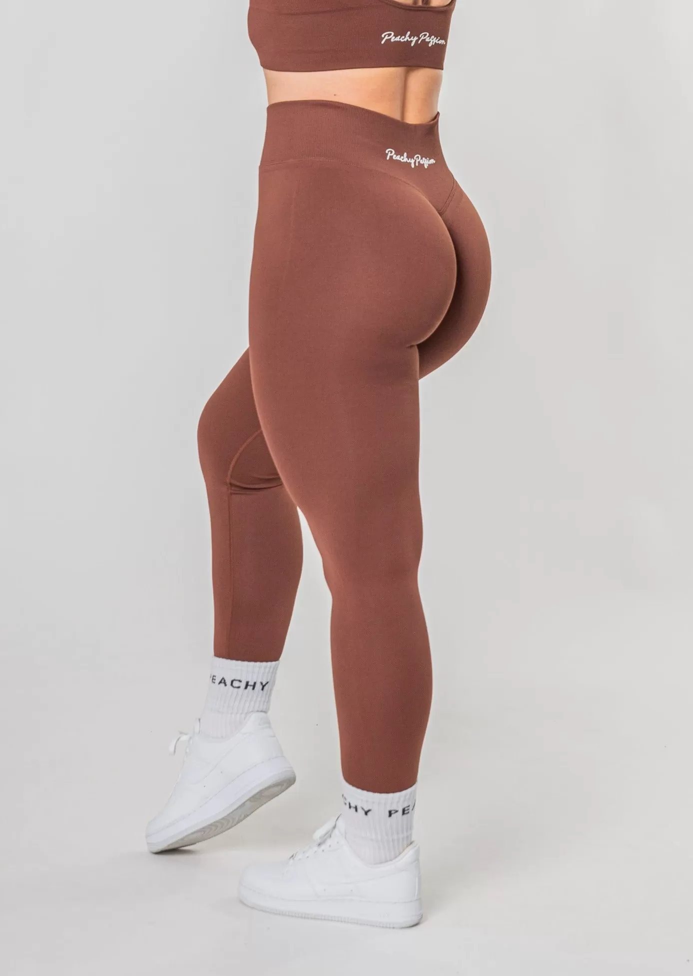 [VORBESTELLUNG] PURPOSE Scrunch Leggings