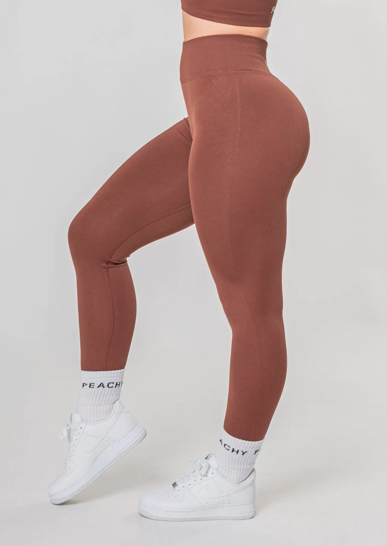 [VORBESTELLUNG] PURPOSE Scrunch Leggings