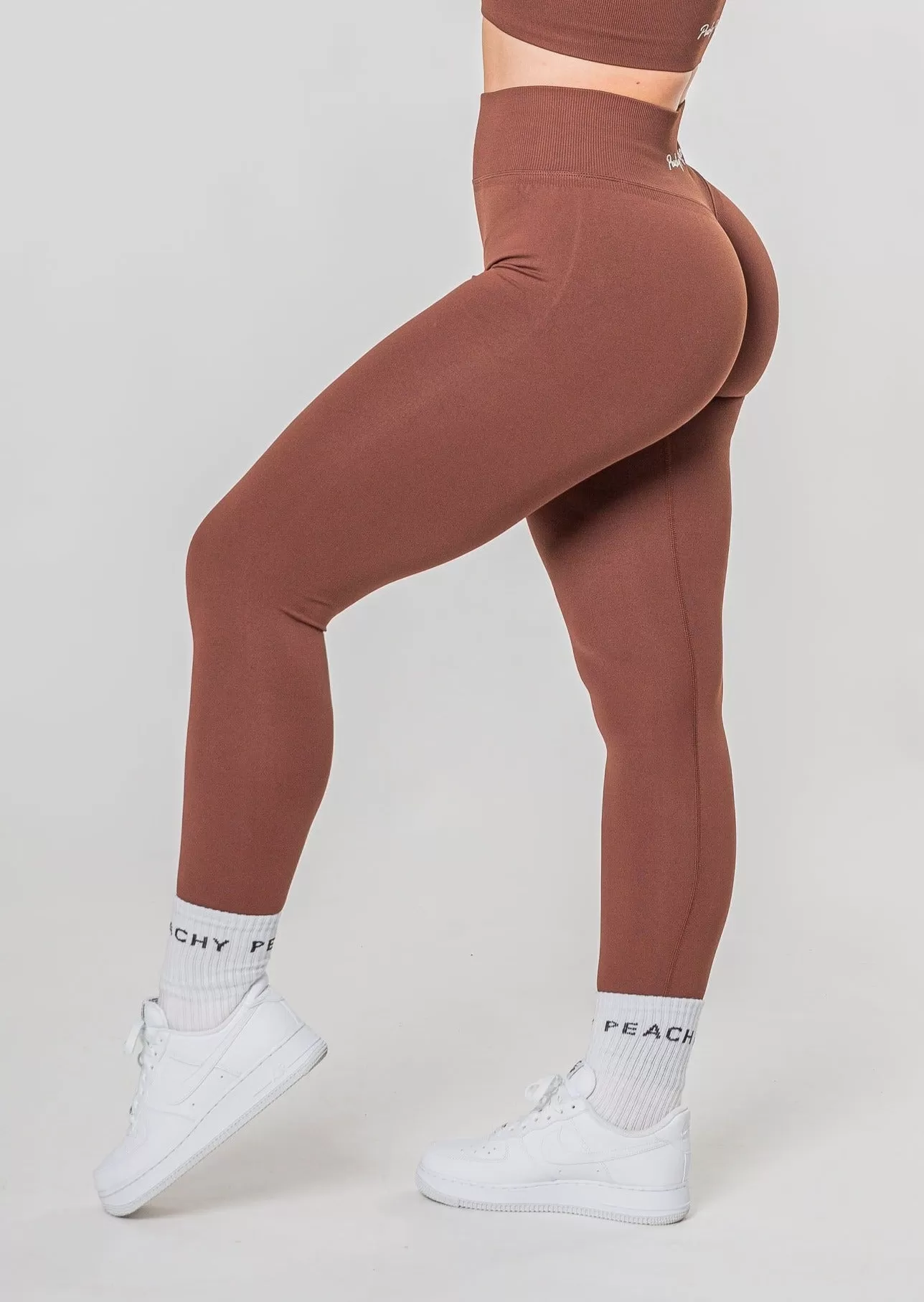 [VORBESTELLUNG] PURPOSE Scrunch Leggings