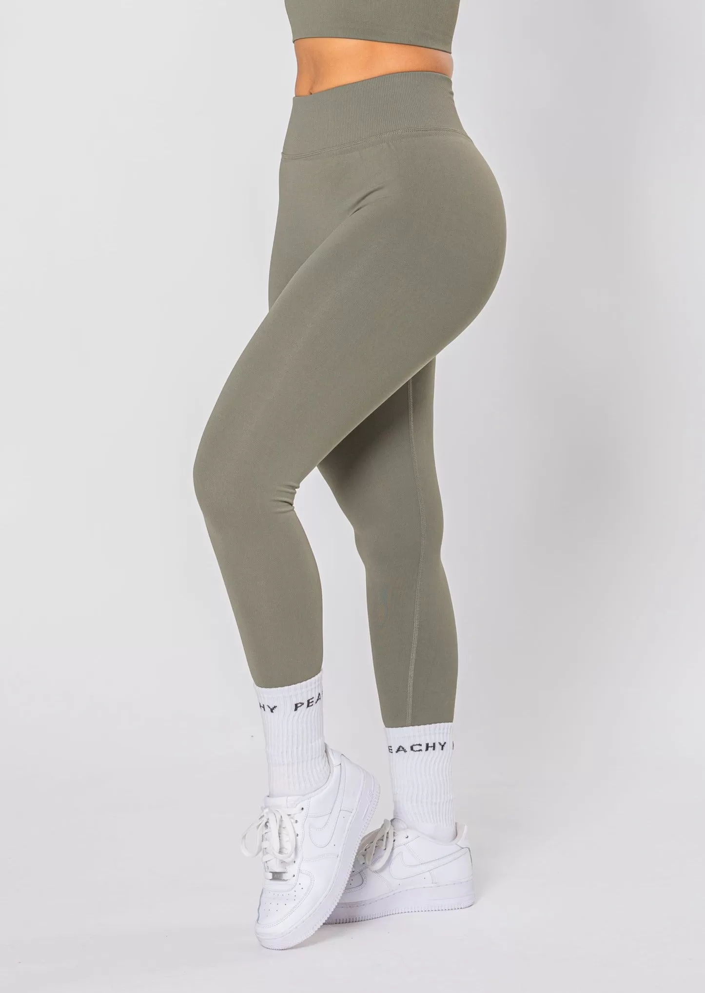 [VORBESTELLUNG] PURPOSE Scrunch Leggings